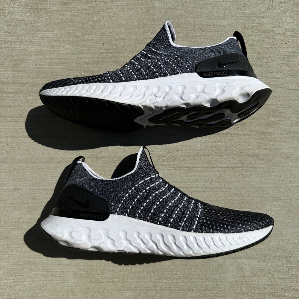 Nike React Phantom Run Flyknit 2